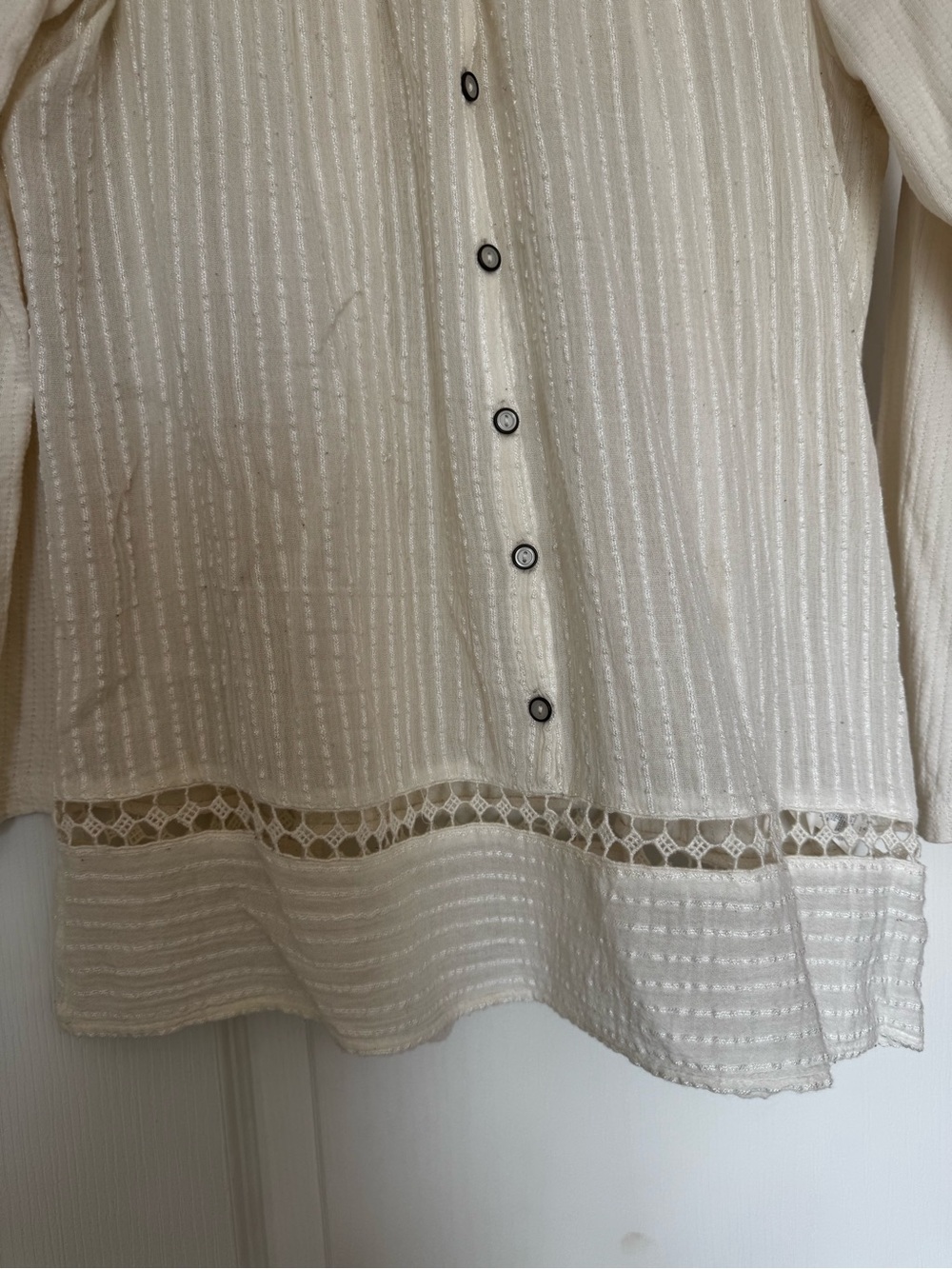 Lucky Brand Cream Button-Front Lace Hem Blouse